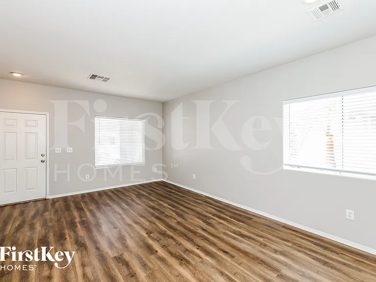 4213 San Rocco Ct — Photo 4