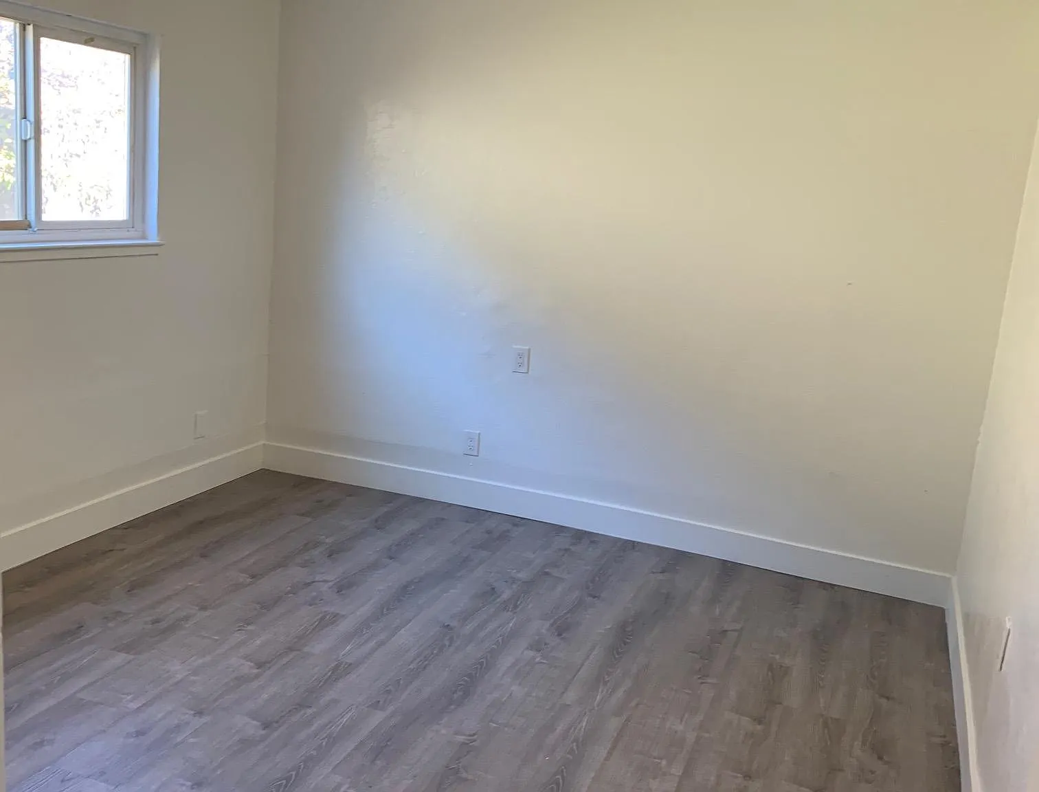 2 bed, 900 sqft, $1,600 — Photo 4