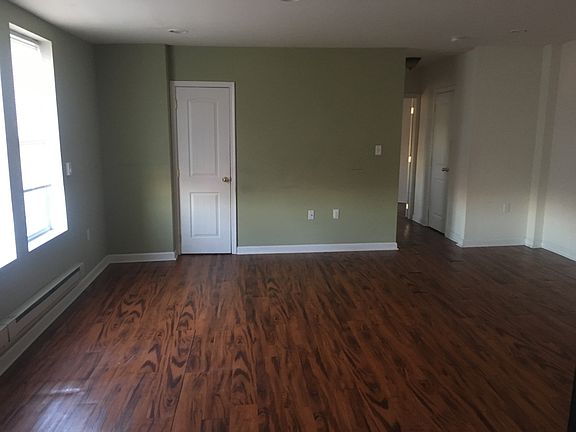4th image of 6001 N 17th St APT 405