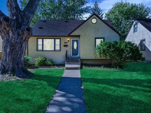 4905 Upton Ave N, Minneapolis, MN 55430