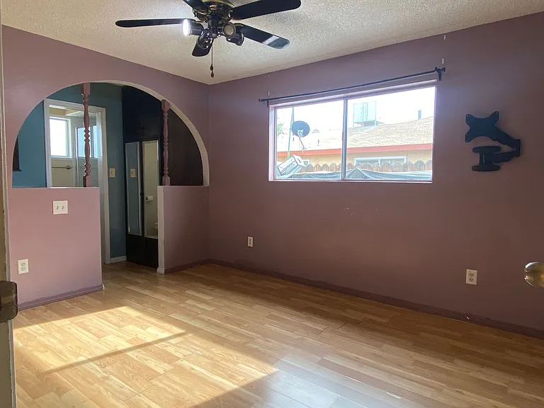 236 S Sunland St — Photo 5