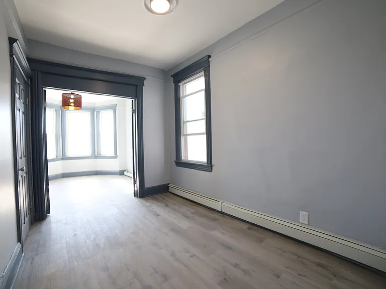 112 Neptune Ave #3R — Photo 4