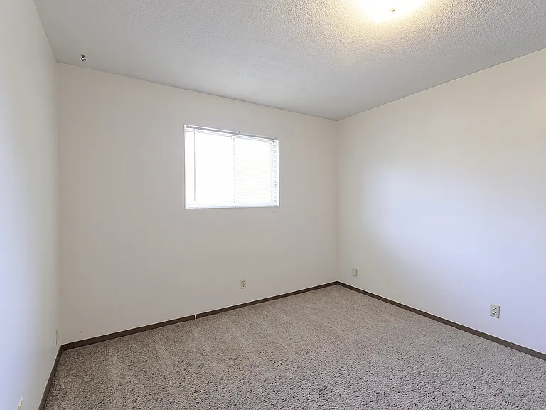 1728 S 14th St #13 — Photo 13