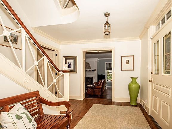 4th image of 216 Millcreek Dr