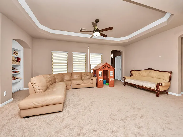 2895 Ragusa Ln — Photo 42