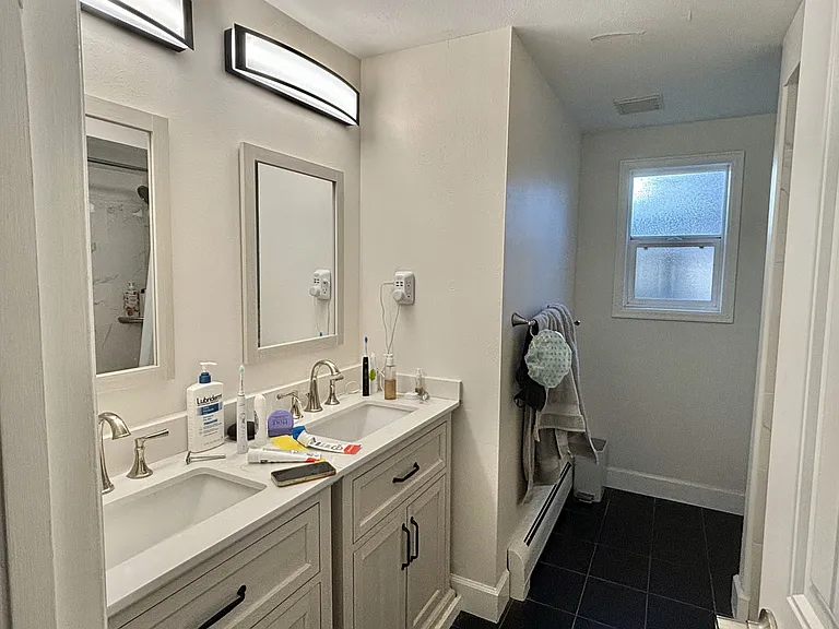 3585 S Bannock St — Photo 7