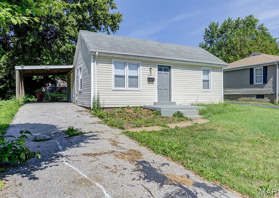 1st image of 223 La Motte Ln