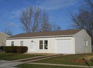 702 Murphy Dr, Romeoville, IL 60446