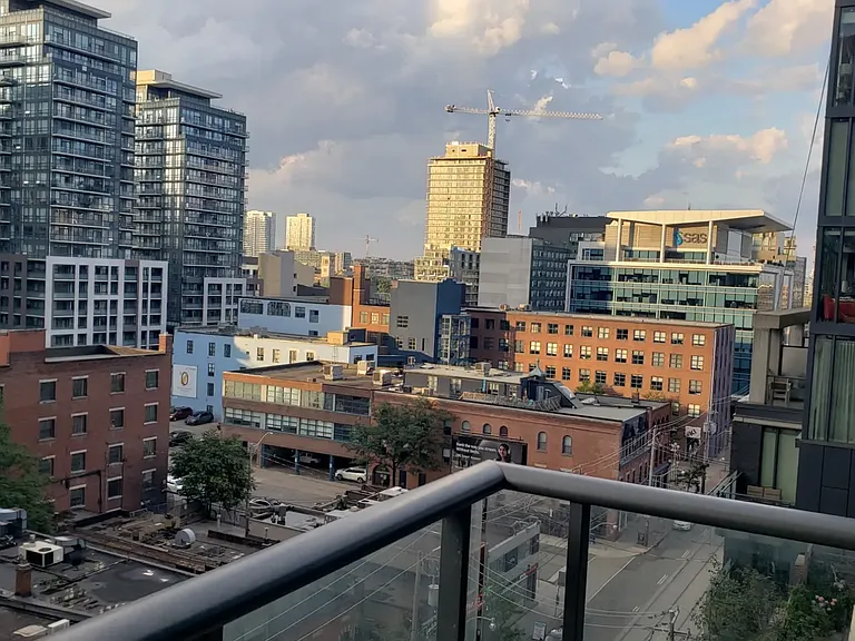 39 Sherbourne St #909 — Photo 6