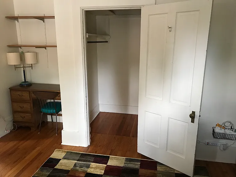 719 E Grand Ave #7 — Photo 7
