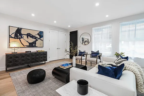 Sold by Avenue Sotheby's International Realty | media 16