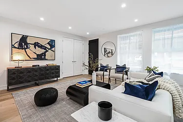 Sold by Avenue Sotheby's International Realty