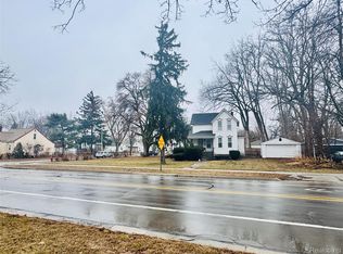 1418 E Lincoln Ave, Royal Oak, MI 48067