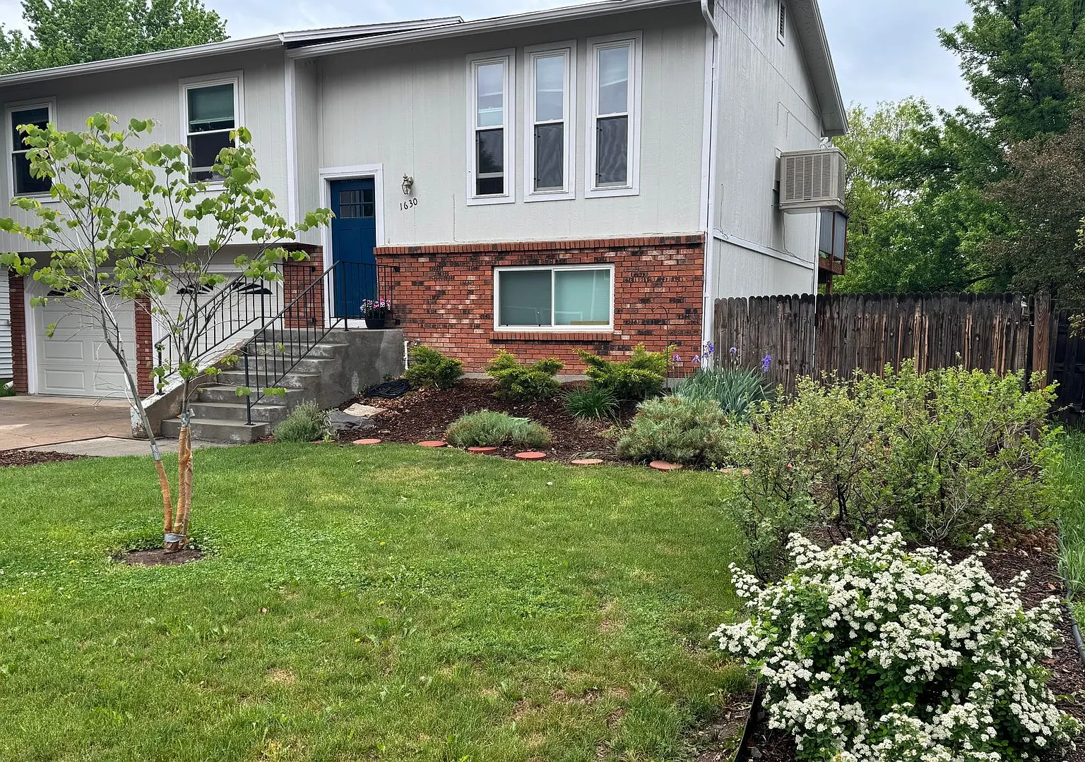 Beautifully Updated 4B/2B in Central Fort Collins! Quiet Neighborhood! — Photo 1