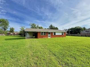 1105 E Ballentine Rd, Tahlequah, OK 74464