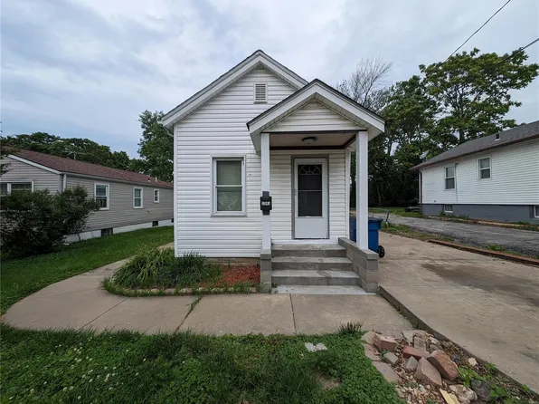 2343 Burns Ave, Saint Louis, MO 63114