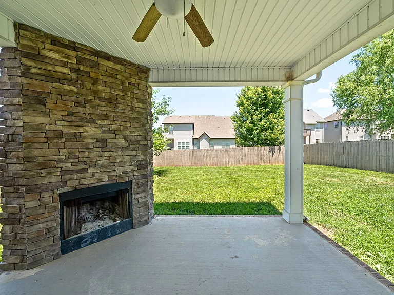 3339 Cotham Ln — Photo 34