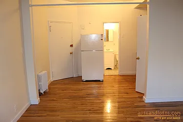 Rented by aptsandlofts.com