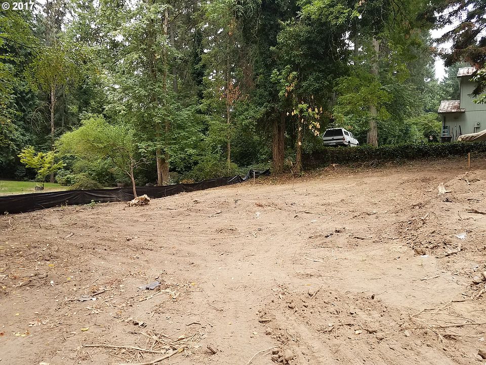 1st image of 475 SE 26th Ave