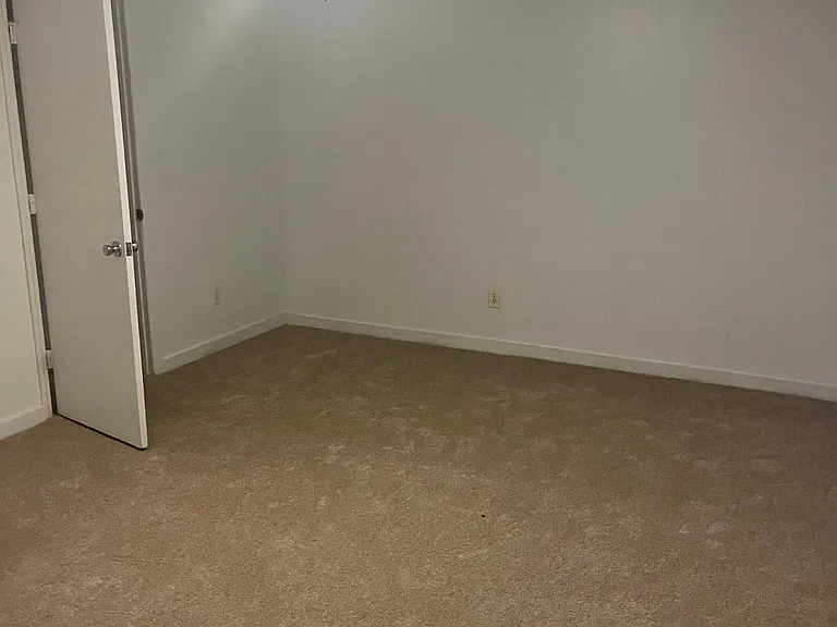 1342 Essex Ave #A — Photo 6