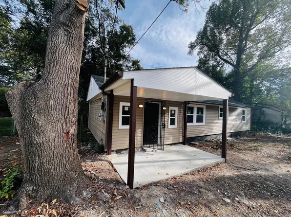 3946 Saint Charles Pl, Macon, GA 31206