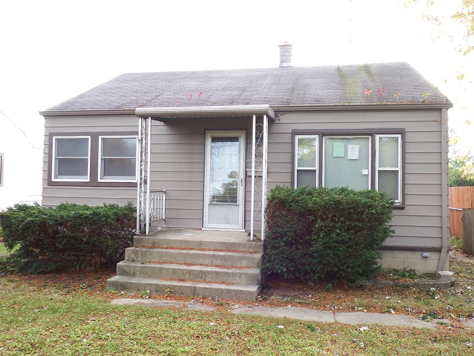 2nd image of 3808 S Pine Ave
