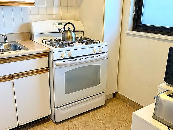 4th image of 61-45 98th St #4F