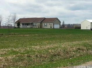 35 Chase Rd, Hilton, NY 14468