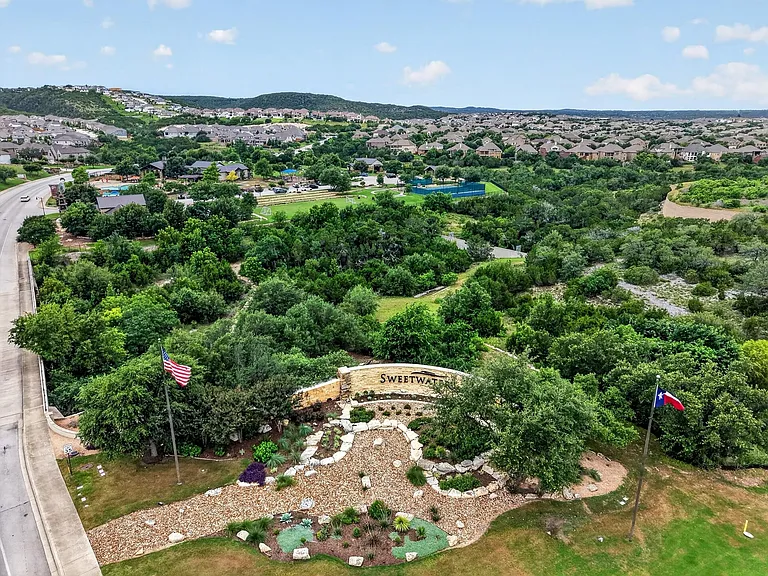 6312 Empresa Dr — Photo 40