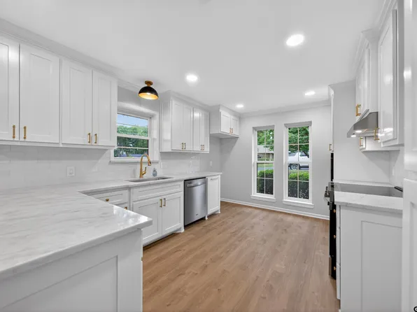 607 Hampton Hill Dr, Tyler, TX 75703