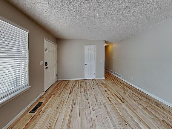 3rd image of 2 Four Ava Charlton Ave