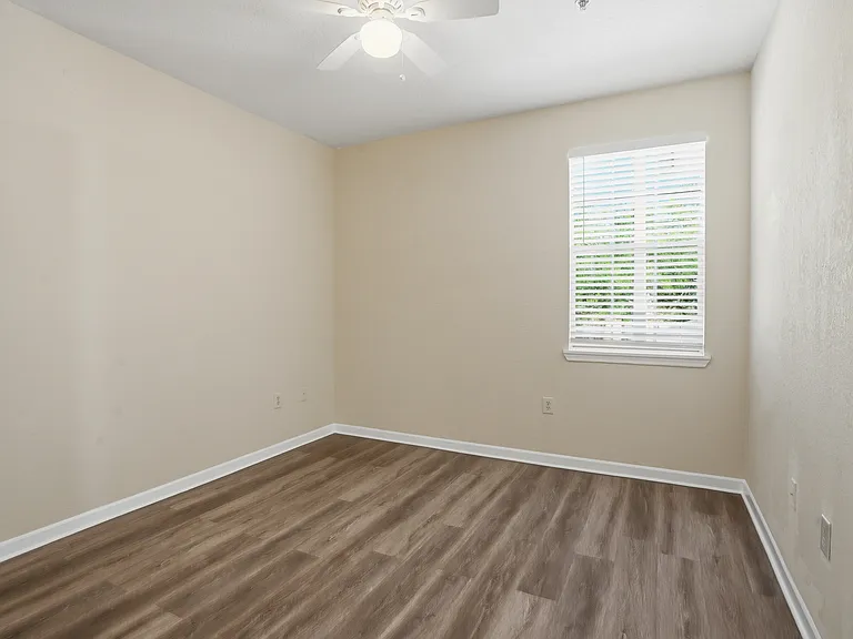 17101 Carrington Park Dr #419 — Photo 11