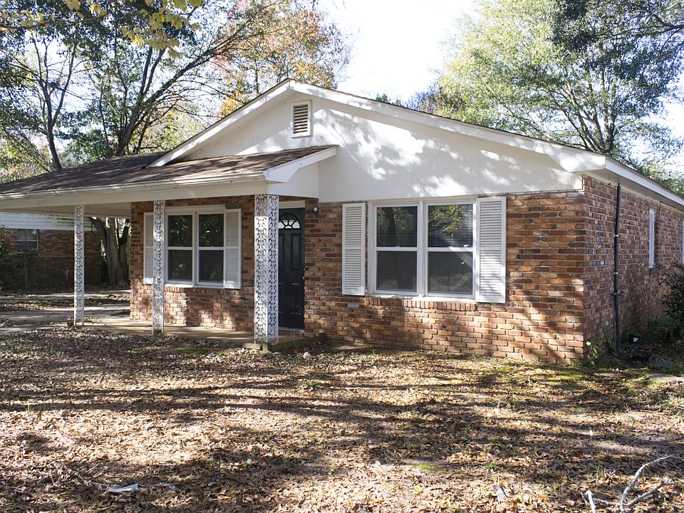 1st image of 121 Briarwood Dr