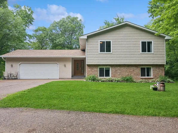21466 E Birchwood Cir NE, Cedar, MN 55011