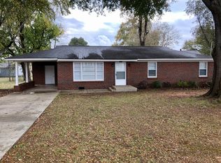 612 Eason Ave, Muscle Shoals, AL 35661