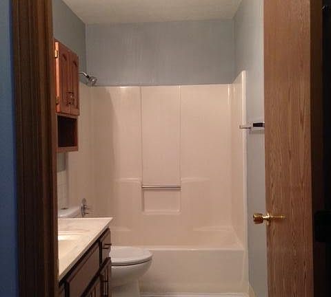 4th image of 904 Cynthia Ct