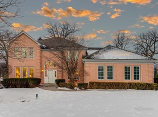 10 Sherwood Dr, Lincolnshire, IL