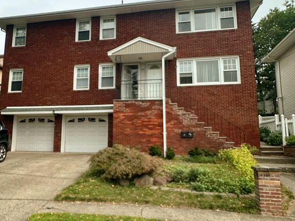 410 Mayer Ct FLOOR 2