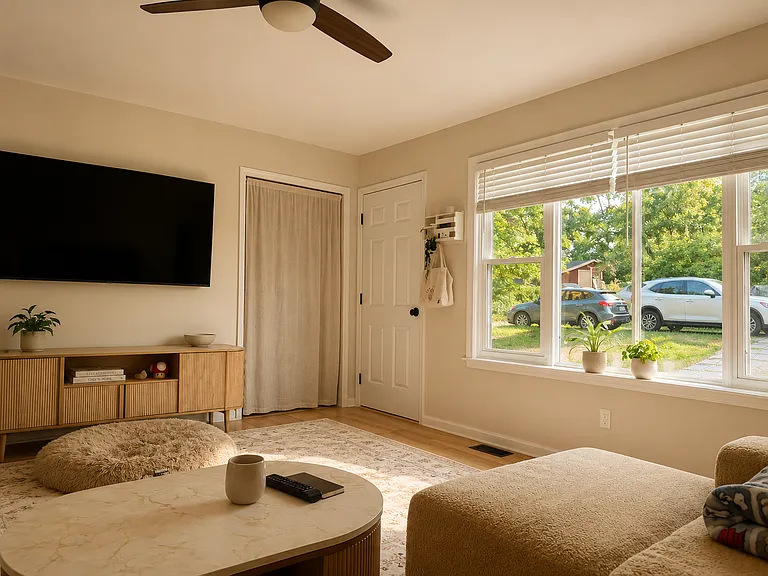 804 Raymond Rd — Photo 4