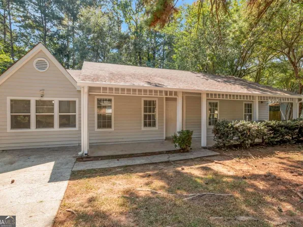 4767 White Oak Path, Stone Mountain, GA 30088