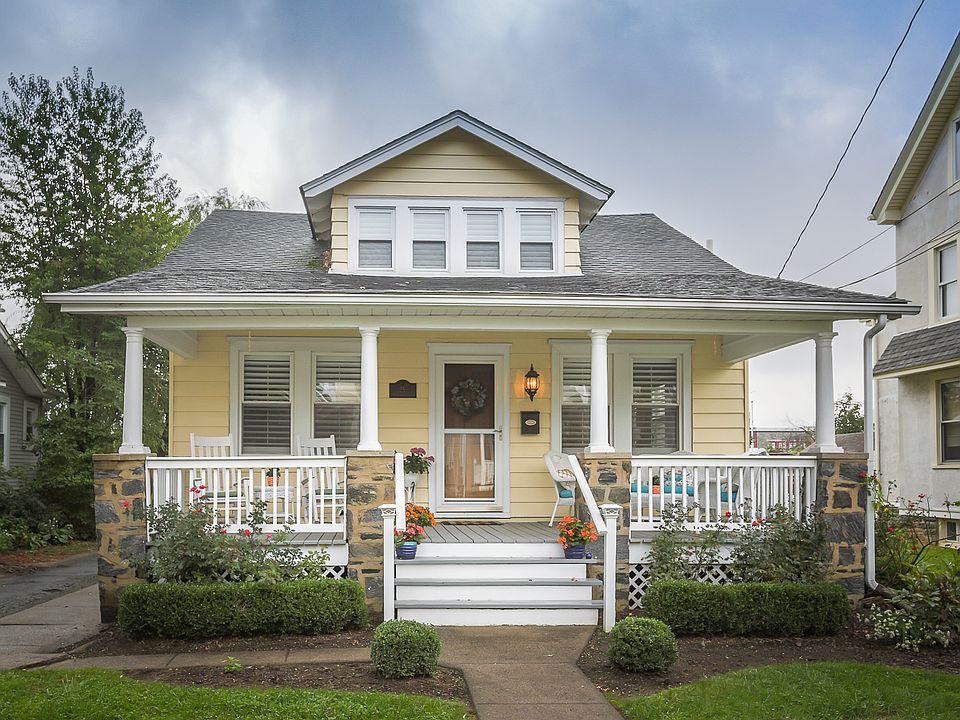 1st image of 25 E Marthart Ave