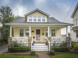 25 E Marthart Ave, Havertown, PA 19083