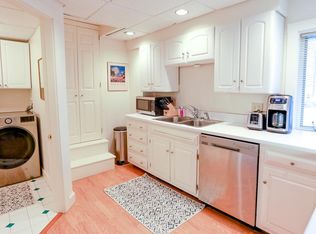 7 Holbrook St #1, Freeport, ME 04032