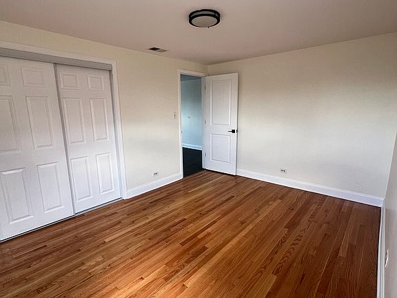 5th image of 6040 S Kolmar Ave #2