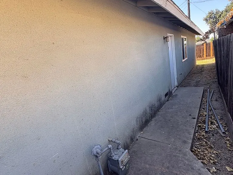 1543 N Willis St — Photo 23