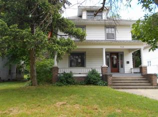 906 Garfield Ave, Rockford, IL