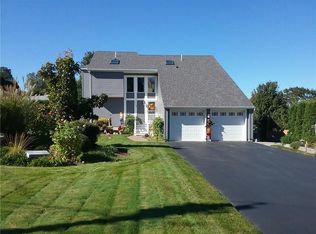 225 Elena St, Cranston, RI 02920