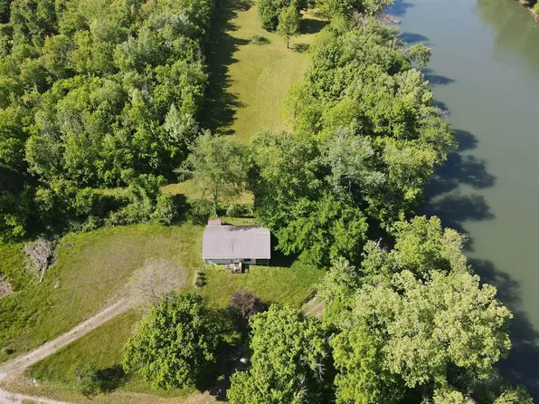 324 River Mist Rd, Burkesville, KY 42717