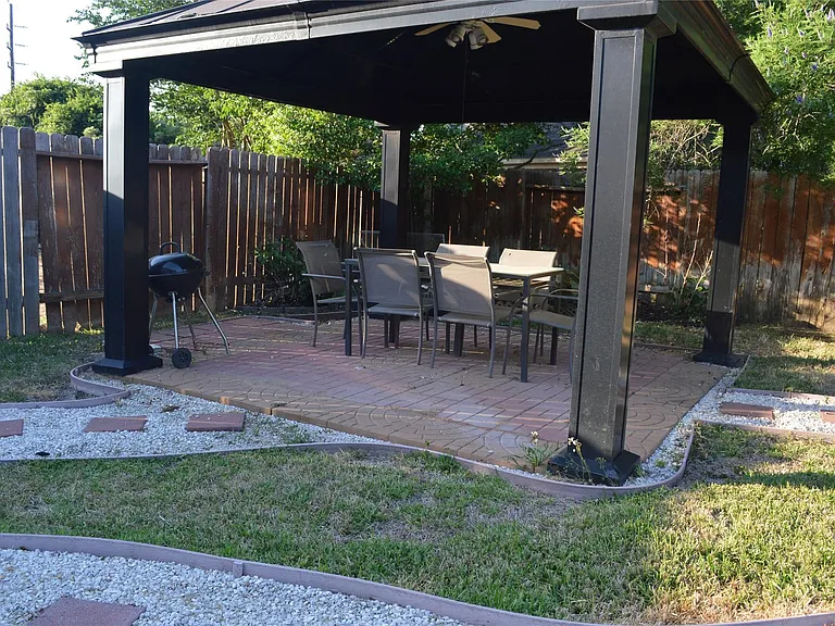 6210 Marble Hollow Ln — Photo 46