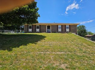 107 June St, Saint Robert, MO 65584